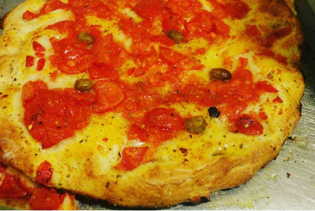 focaccia sei pugliese se puglia cibo foto da flickr https://www.flickr.com/photos/ilturistainformato/22540626364/in/photolist-b2xgnh-akqav3-xg3qrm-dznsbv-5kdrhm-abjdhk-eaqbzm-9gxu85-2mzp17-vtuhx-b6d6rm-9hodob-aky13k-8wimw8-tyhrs