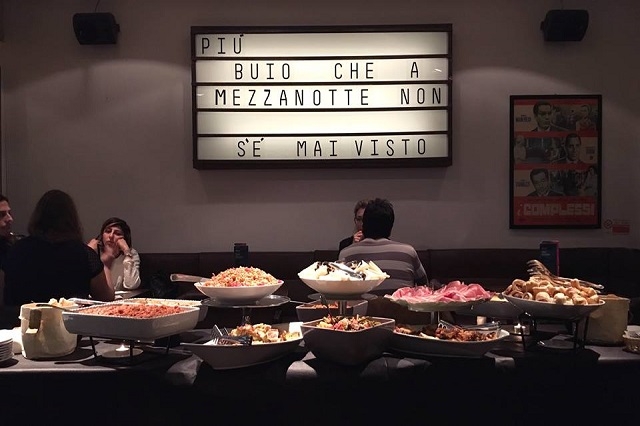 soul kitchen https://www.facebook.com/soulkitchenfirenze/photos/a.253580414718002.60186.113272085415503/1443049679104397/?type=3&theater