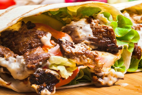ciro kebab 4 sedi roma kebabbaro piadina carne agnello salse orientale classifica 10 kebab preferiti a roma