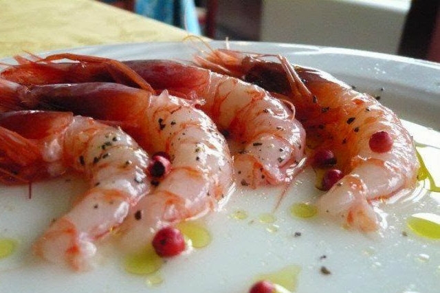 dove mangiare pesce crudo a lecce