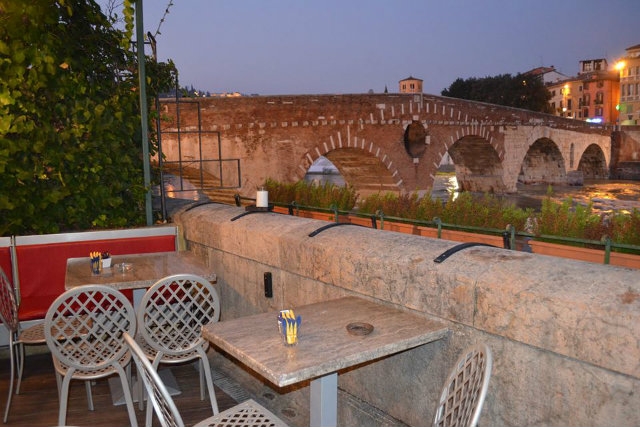 terrazza bar al ponte adige verona