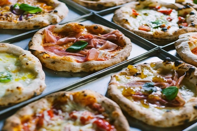 briscola pizza society https://www.facebook.com/briscolapizza/photos/a.1628274597394030.1073741828.1598628090358681/1927704797451007/?type=3&theater