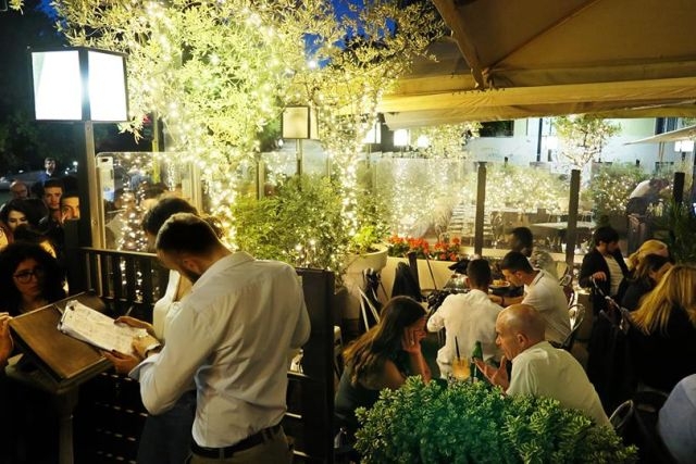 aperitivo in zona piazza bologna momart