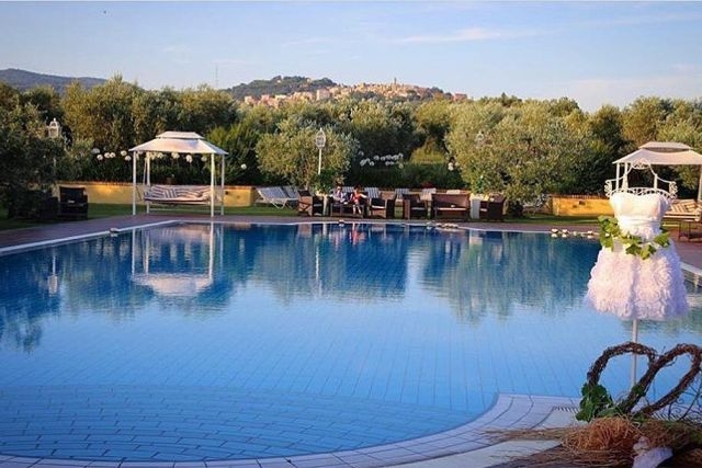 agriturismi con piscina vicino roma la meridiana