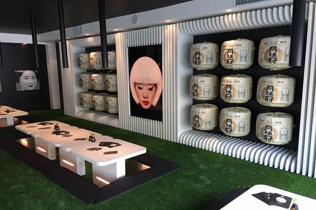 zushi https://www.facebook.com/zushifirenze/photos/a.988339041241305.1073741829.955286401213236/991088447633031/?type=3&theater