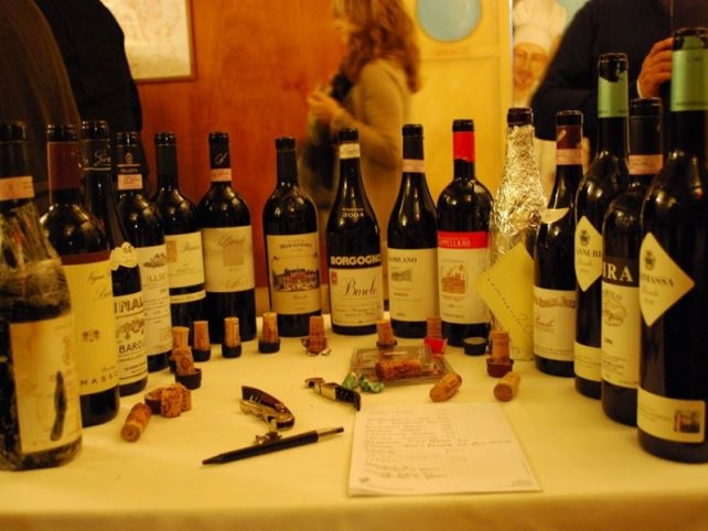 perbacco bari vini https://www.facebook.com/163386960422045/photos/pb.163386960422045.-2207520000.1445596971./166867706740637/?type=3&src=https%3a%2f%2fscontent-mxp1-1.xx.fbcdn.net%2fhphotos-xpf1%2ft31.0-8%2f340267_166867706740637_584237999_o.jpg&smallsrc=https%3a%2f%2fscontent-mxp1-1.xx.fbcdn.net%2fhphotos-xpf1%2fv%2ft1.0-9%2f298598_166867706740637_584237999_n.jpg%3foh%3d7652574189da0304f79832d276f1d33a%26oe%3d56d1683b&size=2048%2c1370&fbid=166867706740637