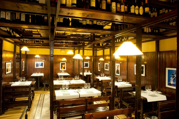 enoteca cavour 313 roma monti centro storico locale storico wine bar 1000 etichette vino cucina bistrot toscana classifica 10 migliori enoteche con cucina di roma