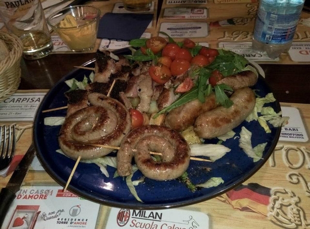 piatto carni e griglia mista oktoberfest bari da pagina facebook del locale