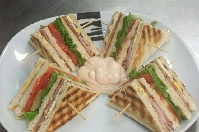 club sandwich ice and co
