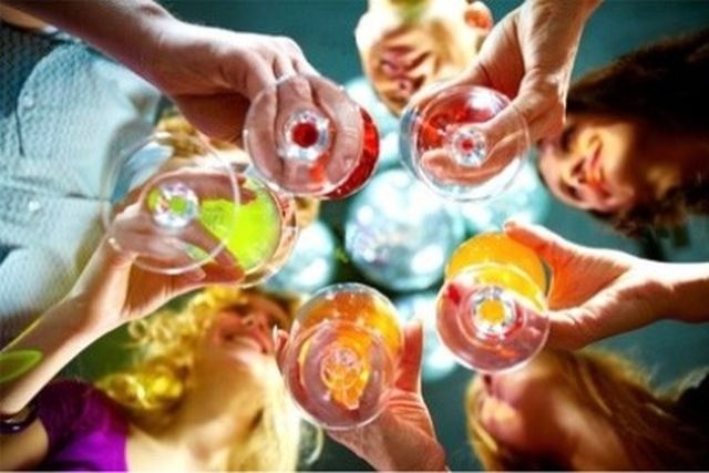romane e milanesi al mare aperitivo