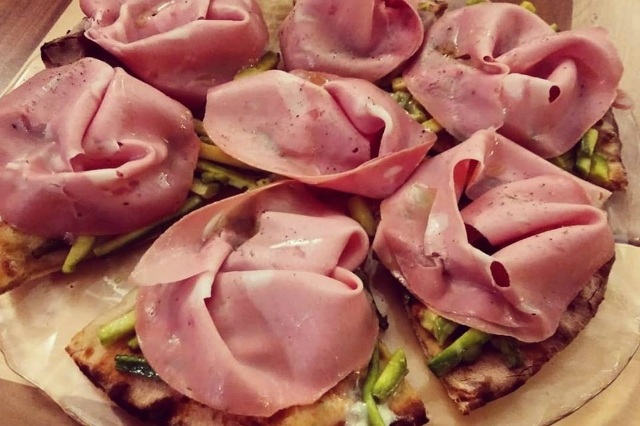 in fucina migliori pizzerie gourmet di roma pizza particolare edoardo papa