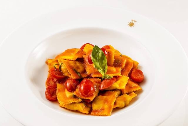 ravioli pomodoro peck milano