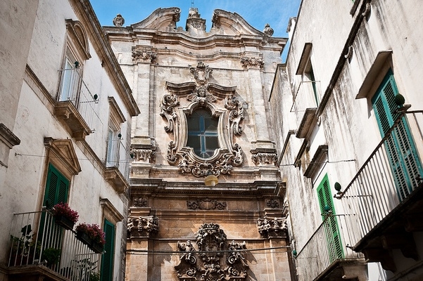 martina franca https://www.flickr.com/photos/stijnnieuwendijk/6278085066/in/photolist-aylpxy-ayj6ci-pujhnu-pwyjql-dwjflq-pwfxy4-ft4ckx-ftil7a-ft4r8x-aoqjv-ft4t3i-ftirfw-ftizsh-ft4fr8-ft4i2p-ft4y18-ft4mma-ayfmlt-ayj4og-664wl-gg3w3u-ayj8fc-pe5ym7-8vfszd-dwje6u-efqkdv-pwynlw-2dyhv3-pe4fqh-ozcrwh-ch5ta-ftiffw-5y6zw-fticj9-ftistf-5yt5k-oj6byd-5yibu-duhmg-5bdzs-dkczv-2dtnxk-2dtgfr-ozfxyn-eetz9p-pujges-pujeyl-2dygen-2dydpo-2dyf1w