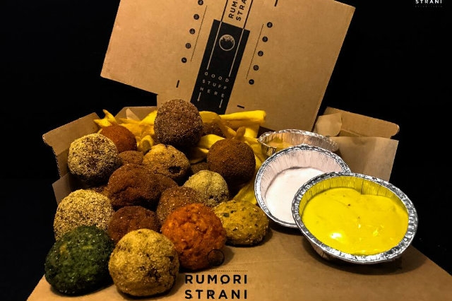rumori https://www.facebook.com/rumori.polpetteria.padova/photos/a.203250780131861/613034195820182/?type=3&theater