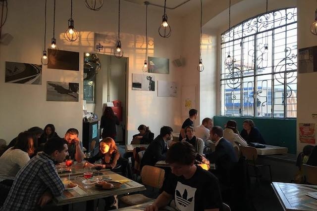 madama hostel bistrot milano