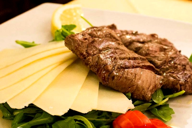 hostaria da isidoro roma celio pranzo della domenica in trattoria colosseo hosteria tagliata filetto carne alla brace