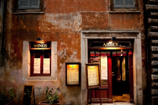 abbey theatre irish pub centro storico ristoranti aperti fino a tardi a roma cucina espressa burger birra