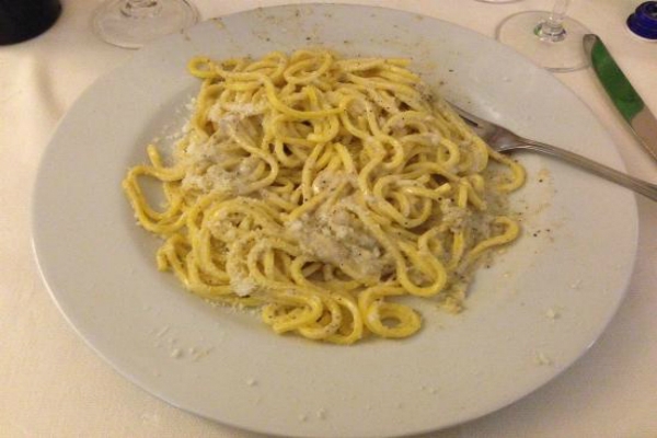 trattoria da carlone trastevere via della luce cucina romana cacio e pepe migliori 10 cacio e pepe a roma classifica tonnarello
