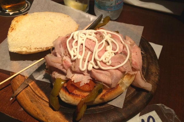 mangiare panino onto in veneto