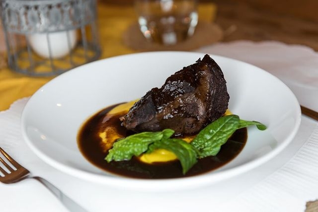 guancia maiale nero troia la preule ristorante osteria canosa di puglia cucina pugliese