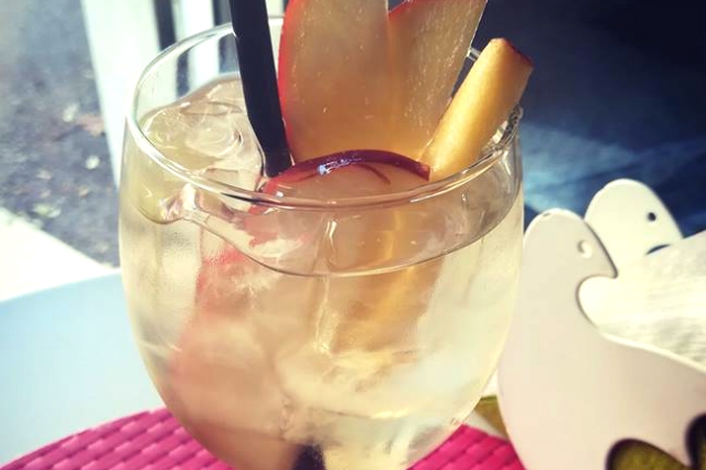 lo chat noir cocktail bar wine bar centocelle spritz migliori alternativi roma bianco