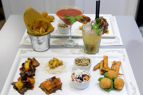 il catanese caffè catania fritti tavola calda arancini cartocciate aperitivo sfizi mignon bevanda prati guida migliori aperitivi romani quartiere per quartiere