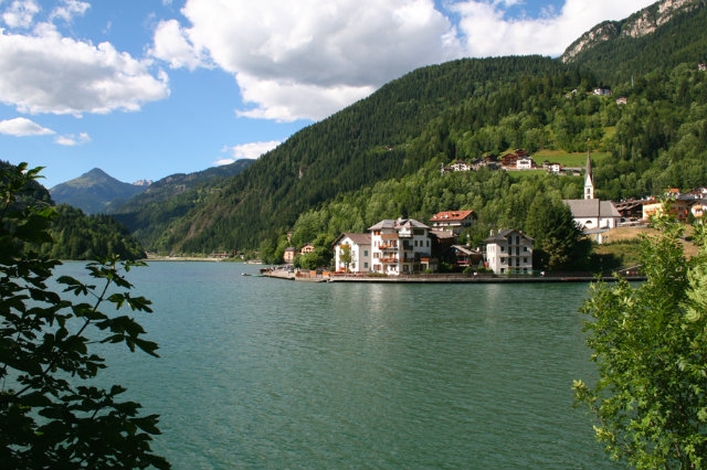 alleghe lago