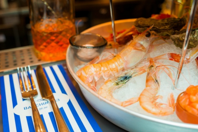 banchina 63 roma fish bar cocktail bar food cocktail pairing crudi di pesce tartare prati roma