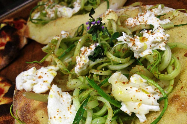 mangiare la pinsa a roma