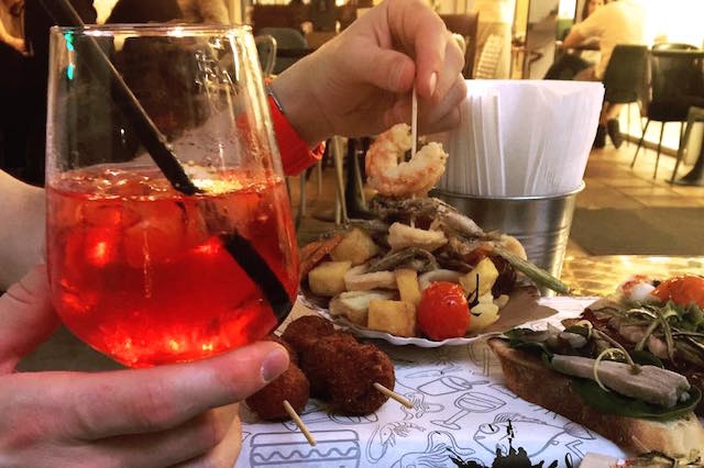 aperitivo the squid padova frittura pesce sptritz