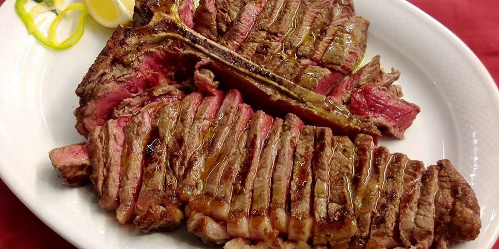 Come cucinare carne alla griglia - CucinareCarne.it